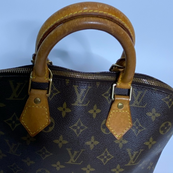 Authentic Louis Vuitton Alma - Picture 2 of 11